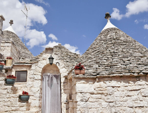 03-Trulo-Orchidea-Trulli-Pastore-Bed-and-Breakfast-Alberobello.jpg